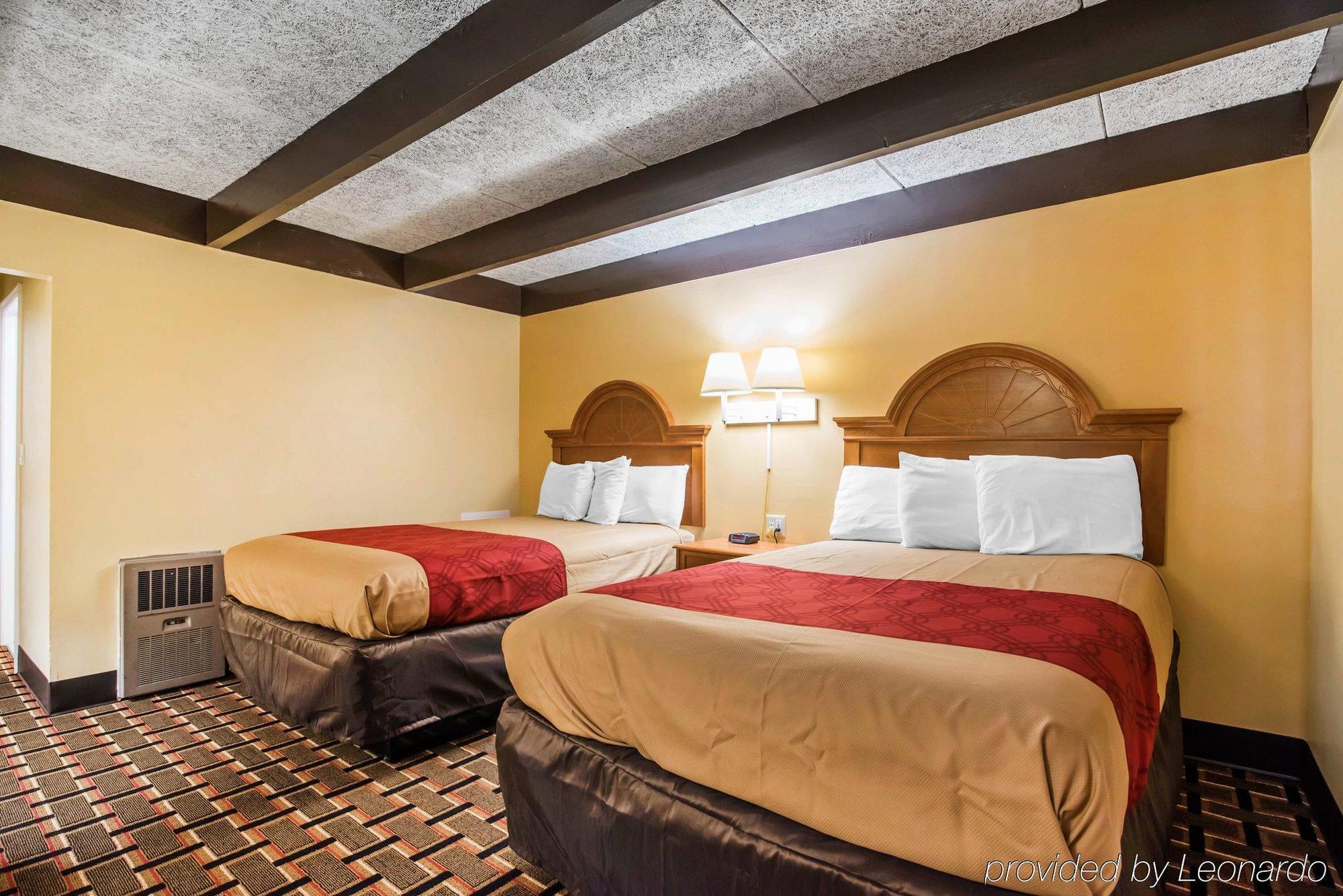 Econo Lodge New Paltz Luaran gambar