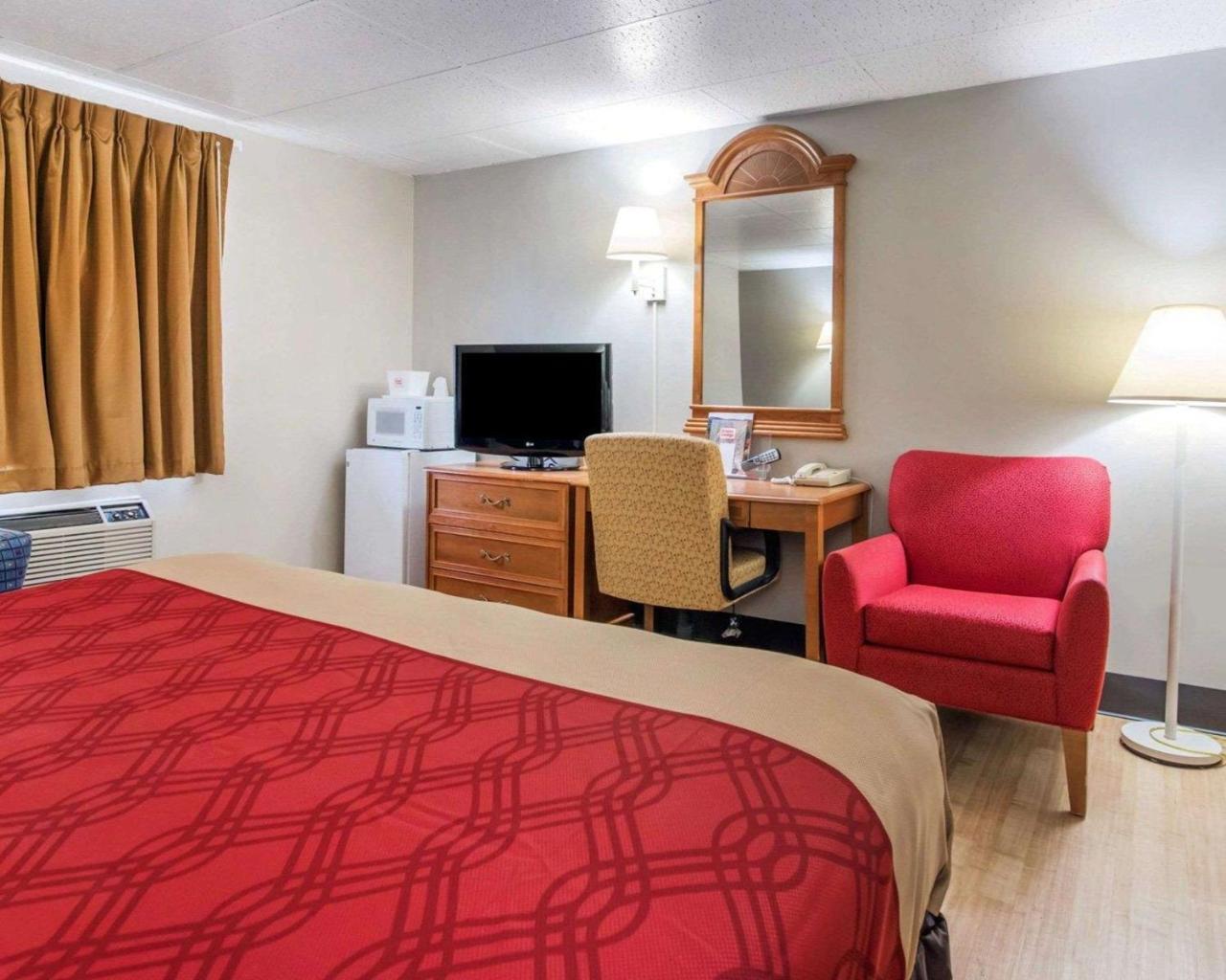 Econo Lodge New Paltz Luaran gambar