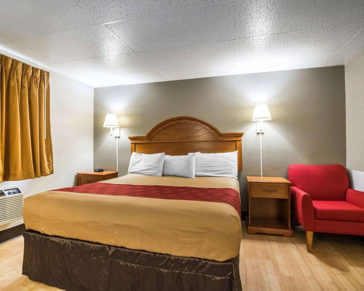 Econo Lodge New Paltz Luaran gambar
