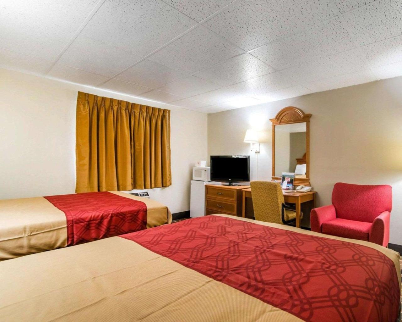 Econo Lodge New Paltz Luaran gambar