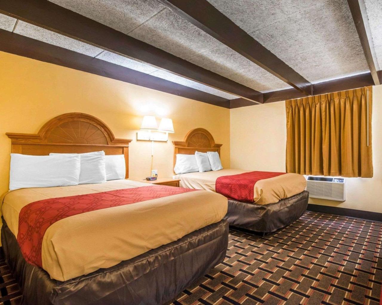 Econo Lodge New Paltz Luaran gambar