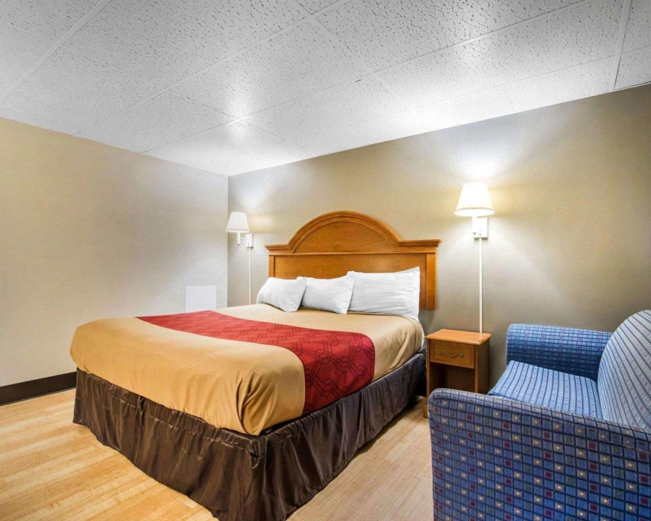 Econo Lodge New Paltz Luaran gambar